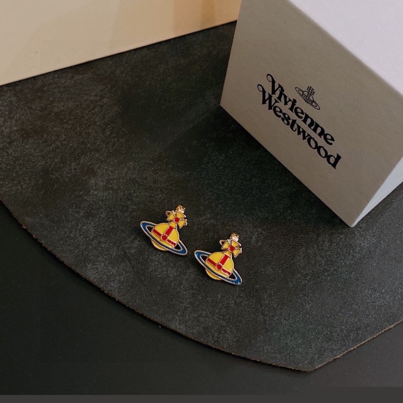 VIVIENNE WESTWOOD